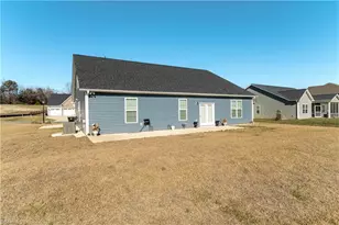 1216 Crk Knl Dr, Lewisville, NC 27023 - Photo 5