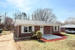 1614 Oneka Ave, High Point, NC 27260 - Photo 3