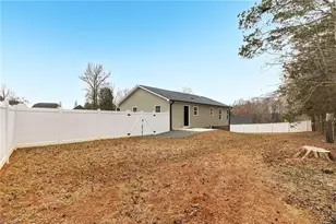 2069 Darwick Rd, Winston-Salem, NC 27127 - Photo 29