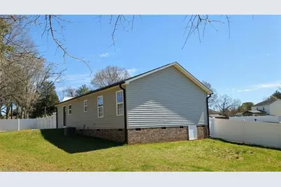 2069 Darwick Road, Winston-Salem, NC 27127 - Photo 31