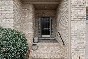 5505 7 Gates Dr, Greensboro, NC 27410 - Photo 3