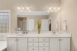 5505 7 Gates Dr, Greensboro, NC 27410 - Photo 21