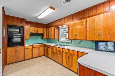 120 Martindale Road, Winston-Salem, NC 27107 - Photo 9