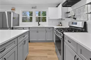 5016 Shadygrove Ln, Greensboro, NC 27407 - Photo 3