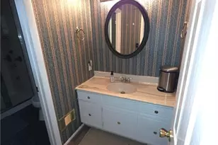 2215 Shadow Valley Rd, High Point, NC 27265 - Photo 9