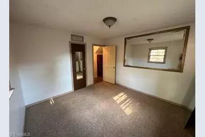 1704 Pichard Street, Greensboro, NC 27401 - Photo 19