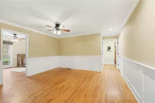 2085 Huntington Woods Dr, Lexington, NC 27295 - Photo 11