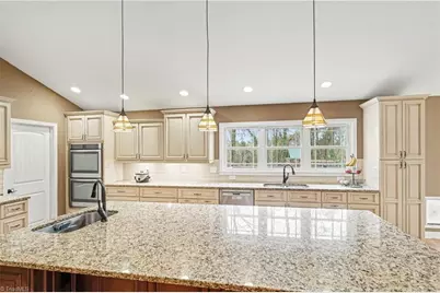 2085 Huntington Woods Drive, Lexington, NC 27295 - Photo 19