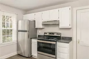 1612 W 1st St, Winston-Salem, NC 27101 - Photo 23