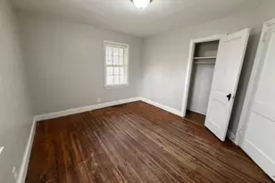 3806 Wooddale Ln, Greensboro, NC 27405 - Photo 13