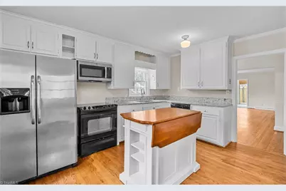 1813 Colonial Avenue, Greensboro, NC 27408 - Photo 7