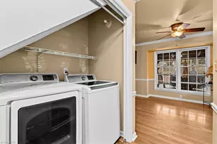 1202 Hickory Trace Dr, Greensboro, NC 27407 - Photo 37