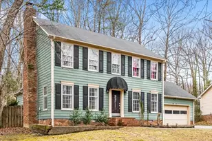 1202 Hickory Trace Dr, Greensboro, NC 27407 - Photo 5