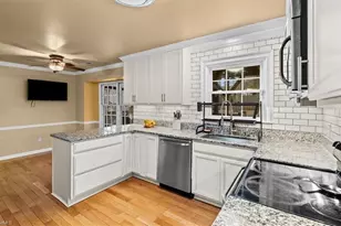 1202 Hickory Trace Dr, Greensboro, NC 27407 - Photo 17