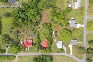 429 N Asheboro St, Liberty, NC 27298 - Photo 43
