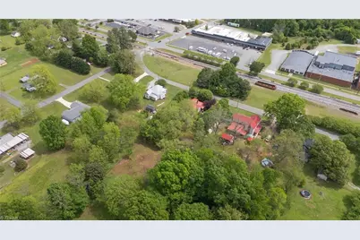 429 N Asheboro Street, Liberty, NC 27298 - Photo 45