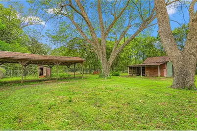 429 N Asheboro Street, Liberty, NC 27298 - Photo 37