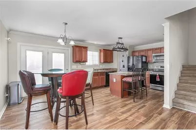 400 Walnut Crossing Drive, Whitsett, NC 27377 - Photo 5