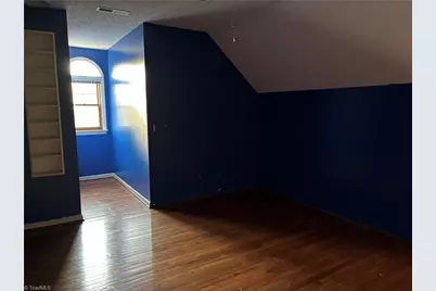 6002 Deer Hunter Lane, Lexington, NC 27295 - Photo 9