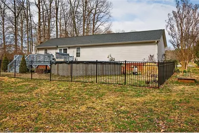 368 Fox Creek Lane, Lexington, NC 27292 - Photo 21