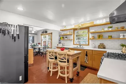 905 Northshore Court, High Point, NC 27265 - Photo 13