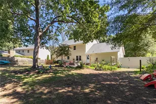 905 Northshore Ct, High Point, NC 27265 - Photo 41