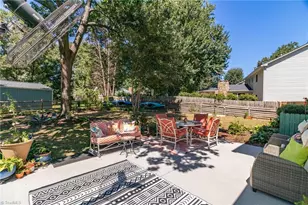 905 Northshore Ct, High Point, NC 27265 - Photo 37