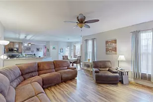 222 Mahogany Dr, Thomasville, NC 27360 - Photo 3