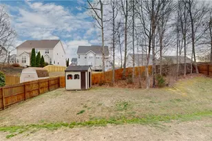 222 Mahogany Dr, Thomasville, NC 27360 - Photo 25