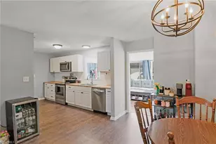 900 Beaumont Ave, Greensboro, NC 27401 - Photo 9