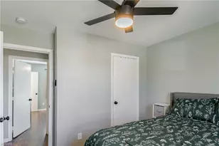 900 Beaumont Ave, Greensboro, NC 27401 - Photo 21