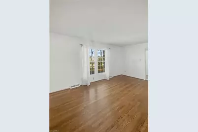 3222 S Elm Eugene Street, Greensboro, NC 27406 - Photo 7