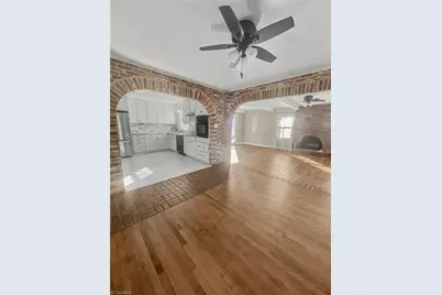 3222 S Elm Eugene Street, Greensboro, NC 27406 - Photo 3