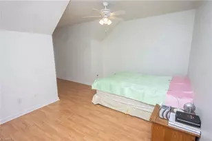 10 Hudson Cir, Greensboro, NC 27410 - Photo 13