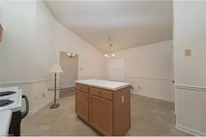 2922 Hearthstone Point Drive, High Point, NC 27265 - Photo 9