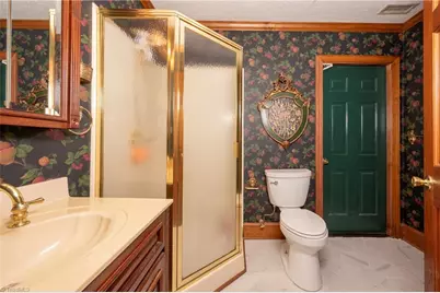 301 Virginia Drive, Yadkinville, NC 27055 - Photo 21