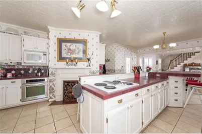 301 Virginia Drive, Yadkinville, NC 27055 - Photo 11