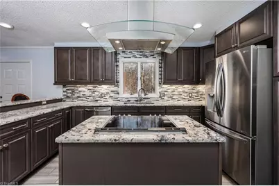 682 Cecil Street, Thomasville, NC 27360 - Photo 11