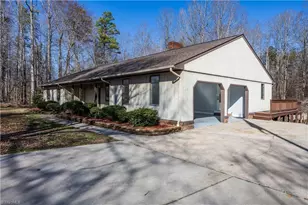 682 Cecil St, Thomasville, NC 27360 - Photo 5