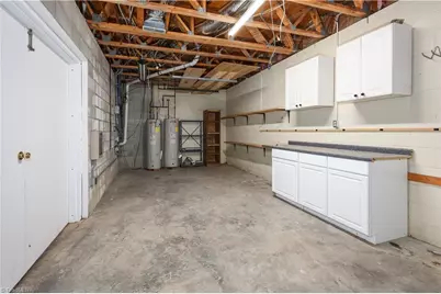 682 Cecil Street, Thomasville, NC 27360 - Photo 41