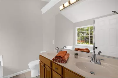 5 Hartsfield Court, Greensboro, NC 27407 - Photo 23