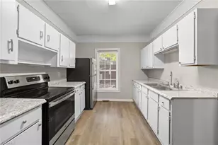 1004 Highland Ave, Greensboro, NC 27403 - Photo 3