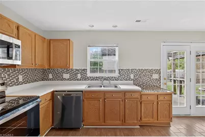 3518 Panarama Drive, Greensboro, NC 27405 - Photo 13