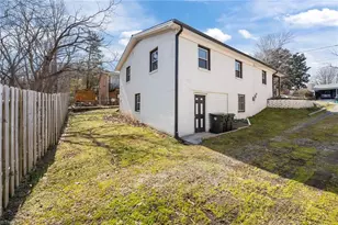 833 Bowerwood Dr, Thomasville, NC 27360 - Photo 33