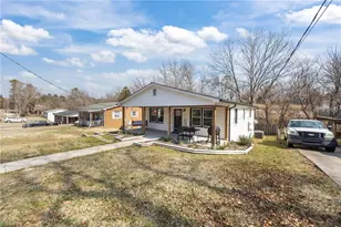 833 Bowerwood Dr, Thomasville, NC 27360 - Photo 31