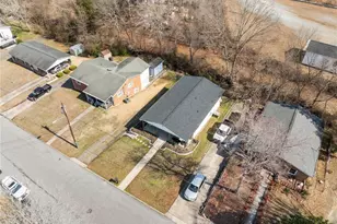 833 Bowerwood Dr, Thomasville, NC 27360 - Photo 41