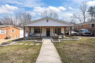 833 Bowerwood Dr, Thomasville, NC 27360 - Photo 3