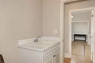 2 Wexford Cir, Thomasville, NC 27360 - Photo 23