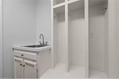 1200 Heathrow Drive, Greensboro, NC 27410 - Photo 9