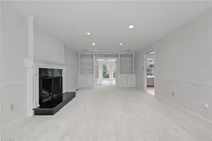 1200 Heathrow Dr, Greensboro, NC 27410 - Photo 17